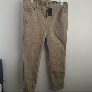 Torrid size 20 python jeggings NWT 20r tan snakeskin skinny jeans super soft 2xl
